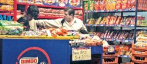 Tienda con alimentos ultraprocesados y bebidas azúcaradas