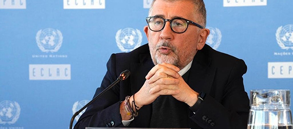 El secretario ejecutivo interino de la Cepal, Mario Cimoli, durante el informe del organismo, el 6 de junio de 2022