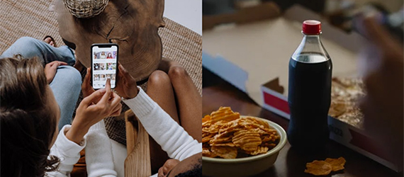 Imagen doble: niñas viendo en teléfono móvil publicidad de comida chatarra y papas, refresco, pizza