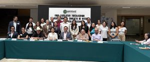 Foto del panel de participantes del foro “Fortalecimiento de la Regulación del Conflicto de Interés en el Congreso Mexicano” en la Cámara de Diputados